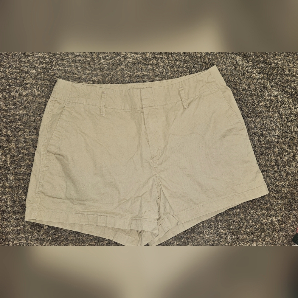 Khaki shorts